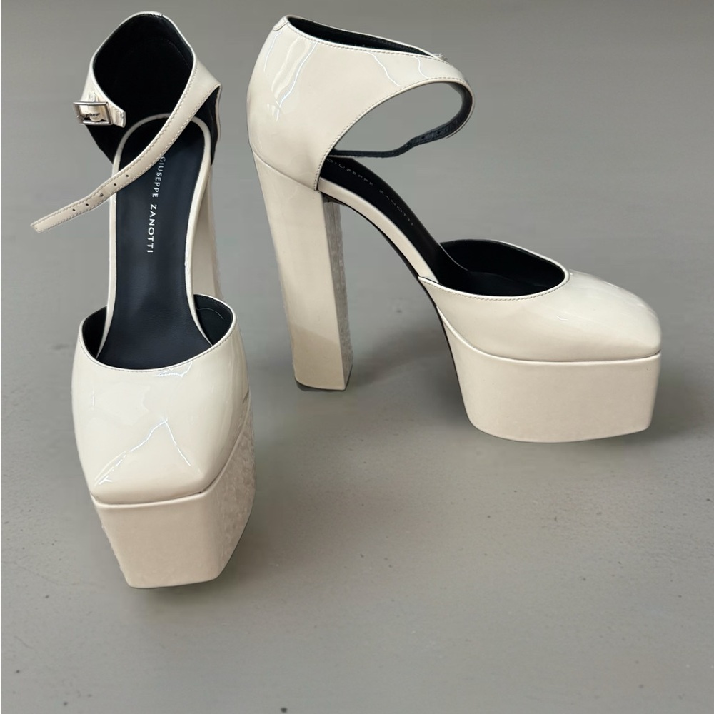 Giuseppe Zanotti Cream Platform Heels